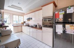 Palm Grove Avenue (D19), Terrace #457008131